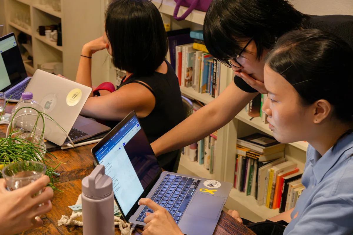 Coding in Korean &mdash; Building an Online 3D Library
